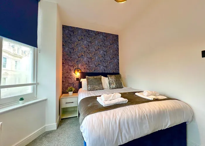 7 Bed House Brighton